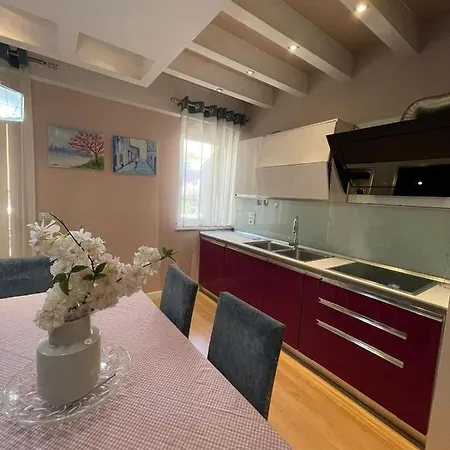 3 Bedroom Apartment Tirana Exterior foto